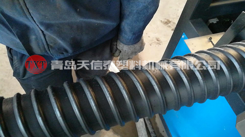 預(yù)應(yīng)力波紋管設(shè)備